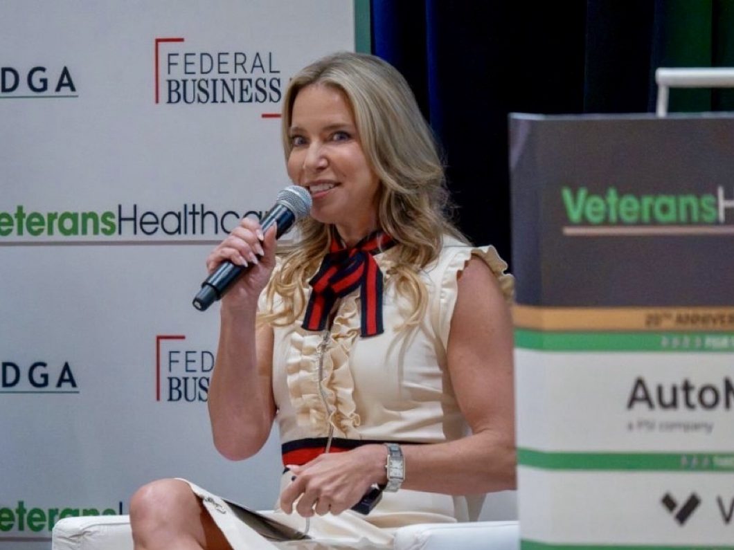 Kate Willis speaking at the Veterans Healthcare Summit (IDGA / Federal Business)